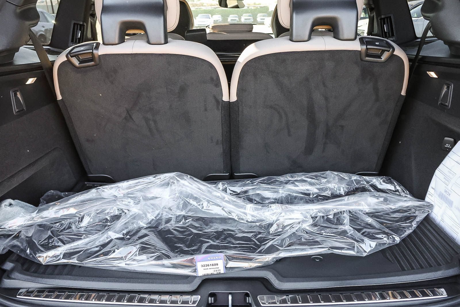 New 2026 Volvo XC90 T8 Plus w/ Protection Package AWD/4WD image 26