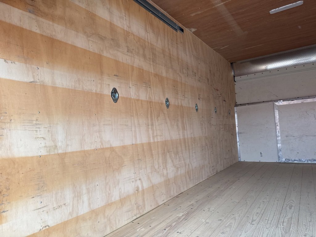 Used 2021 Ford E-350 and Econoline 350 Super Duty w/ Power Windows & Locks Group image 8