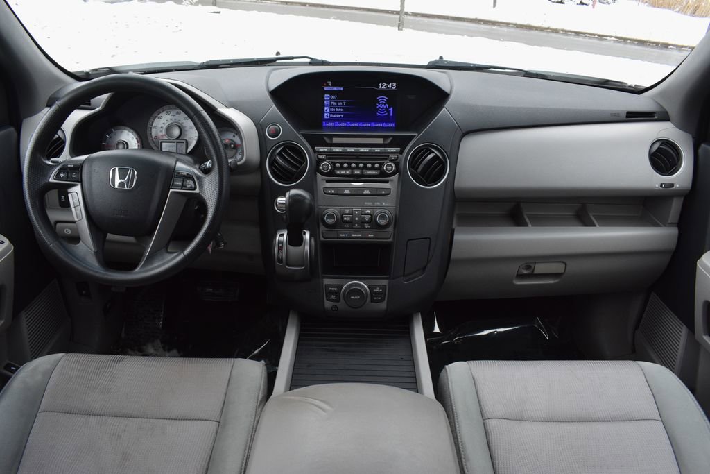 Used 2015 Honda Pilot SE image 12