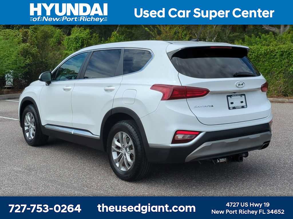 Used 2019 Hyundai Santa Fe SE FWD image 3