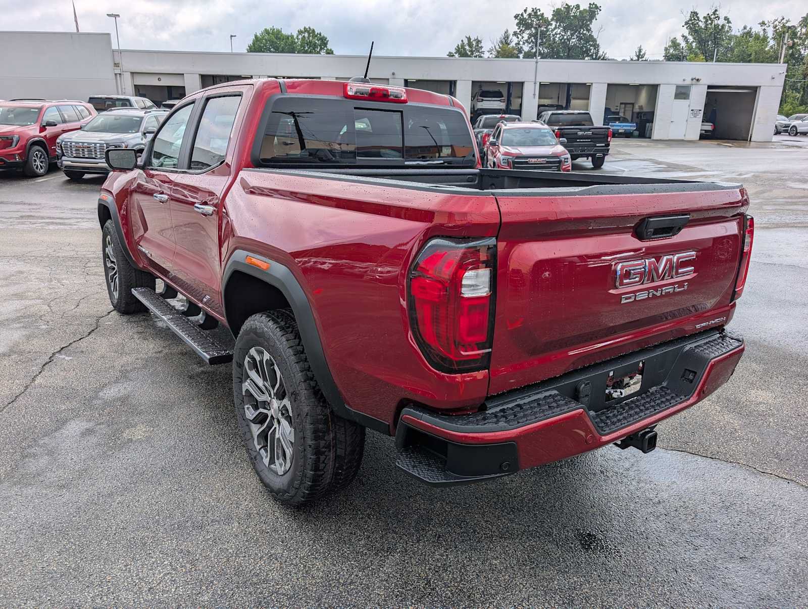 New 2026 GMC Canyon Denali AWD/4WD image 10