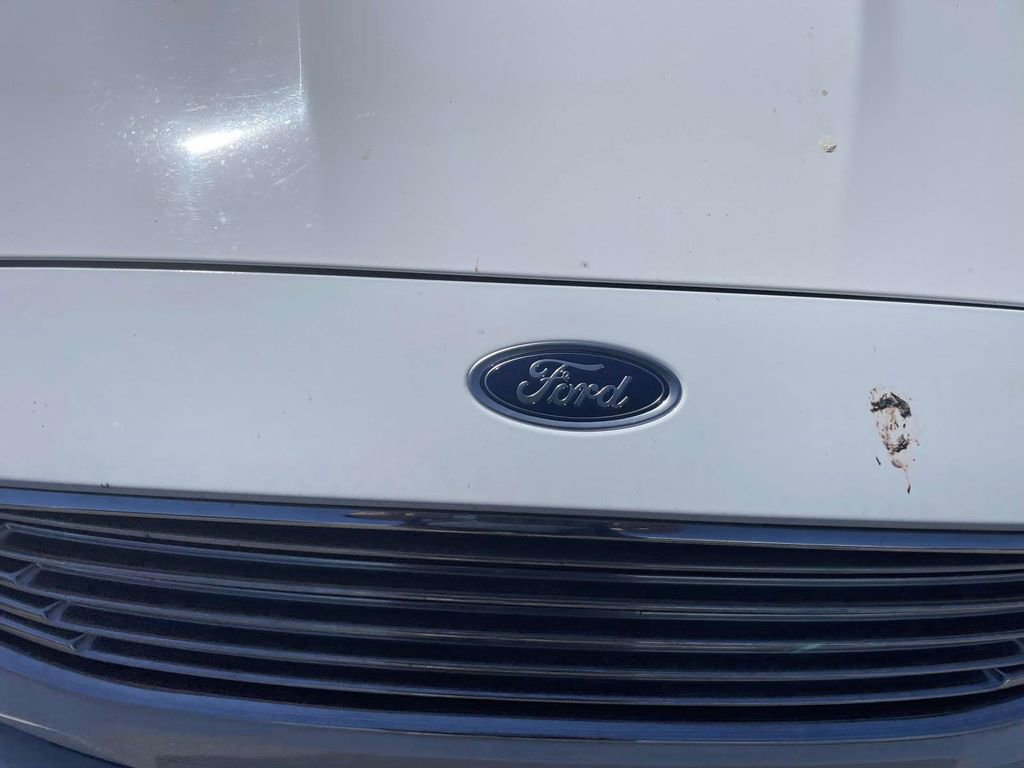Used 2018 Ford Fusion SE FWD image 15