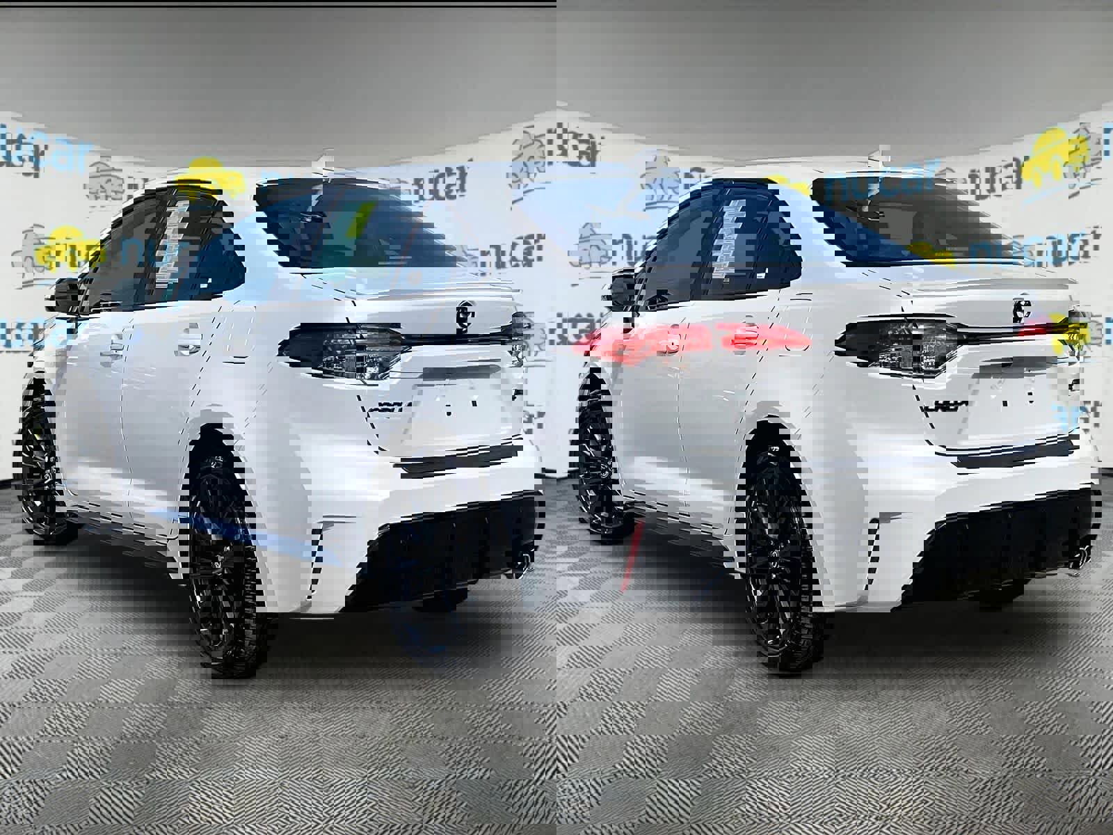 Certified 2025 Toyota Corolla SE FWD image 4