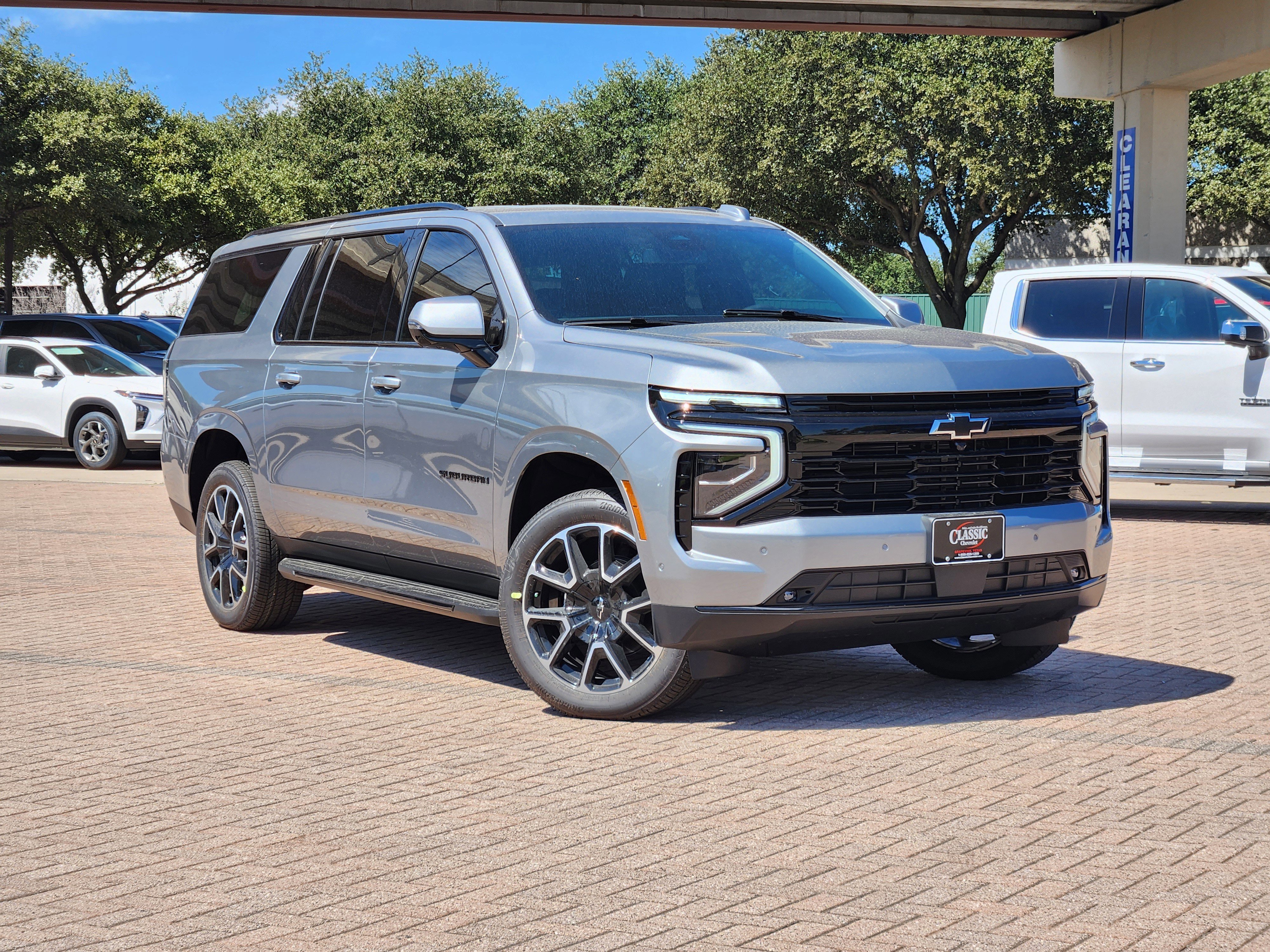New 2026 Chevrolet Suburban RST w/ RST Capability Package image 2