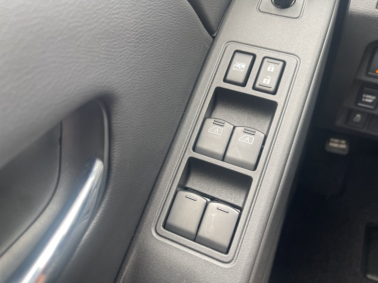 New 2026 Nissan Frontier SV w/ SV Convenience Package image 35