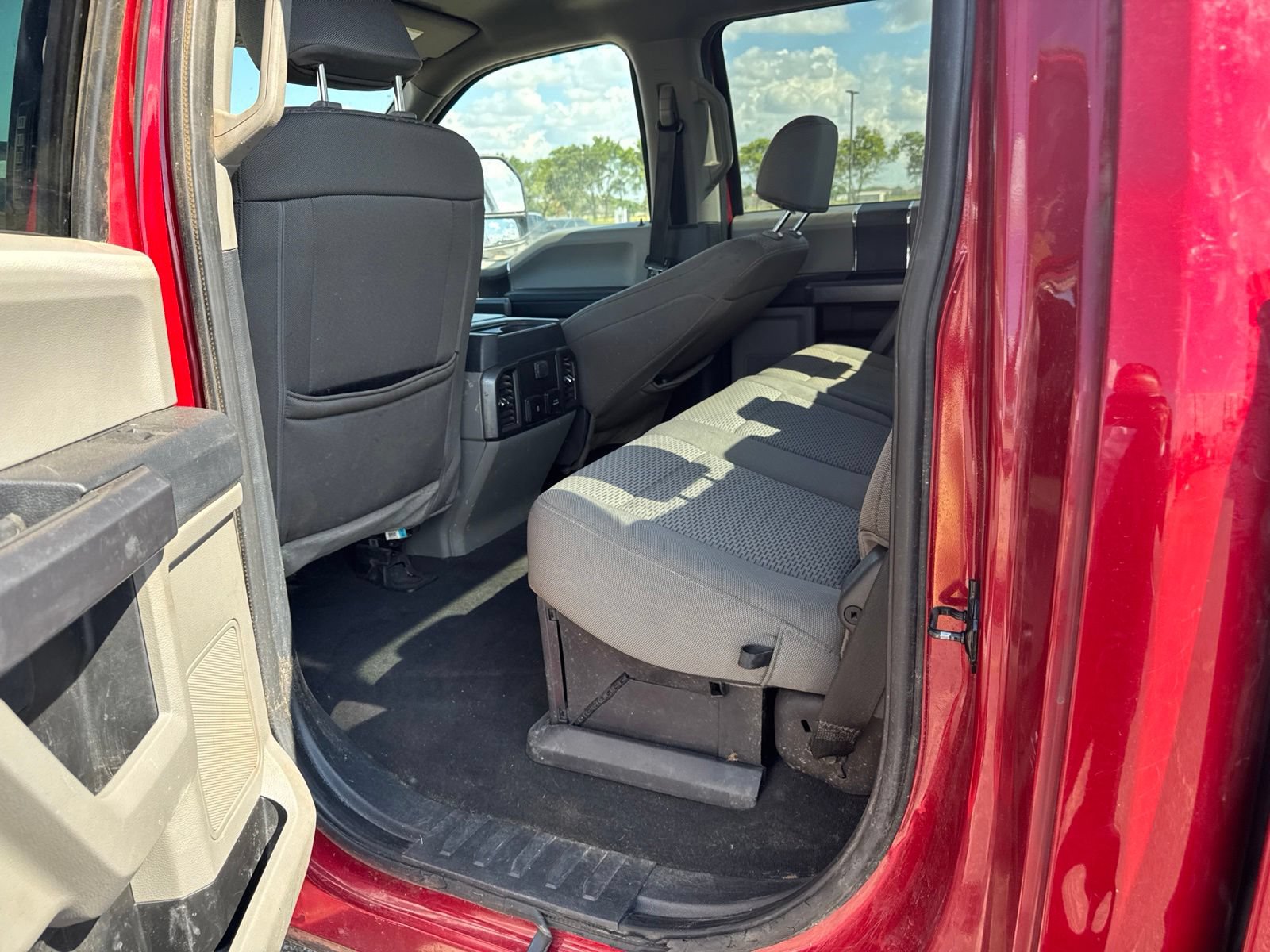 Used 2022 Ford F350 XLT w/ XLT Value Package AWD/4WD image 8
