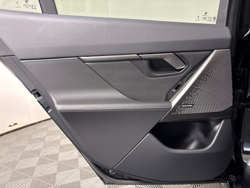 Certified 2026 BMW 530i w/ Premium Package RWD image 28