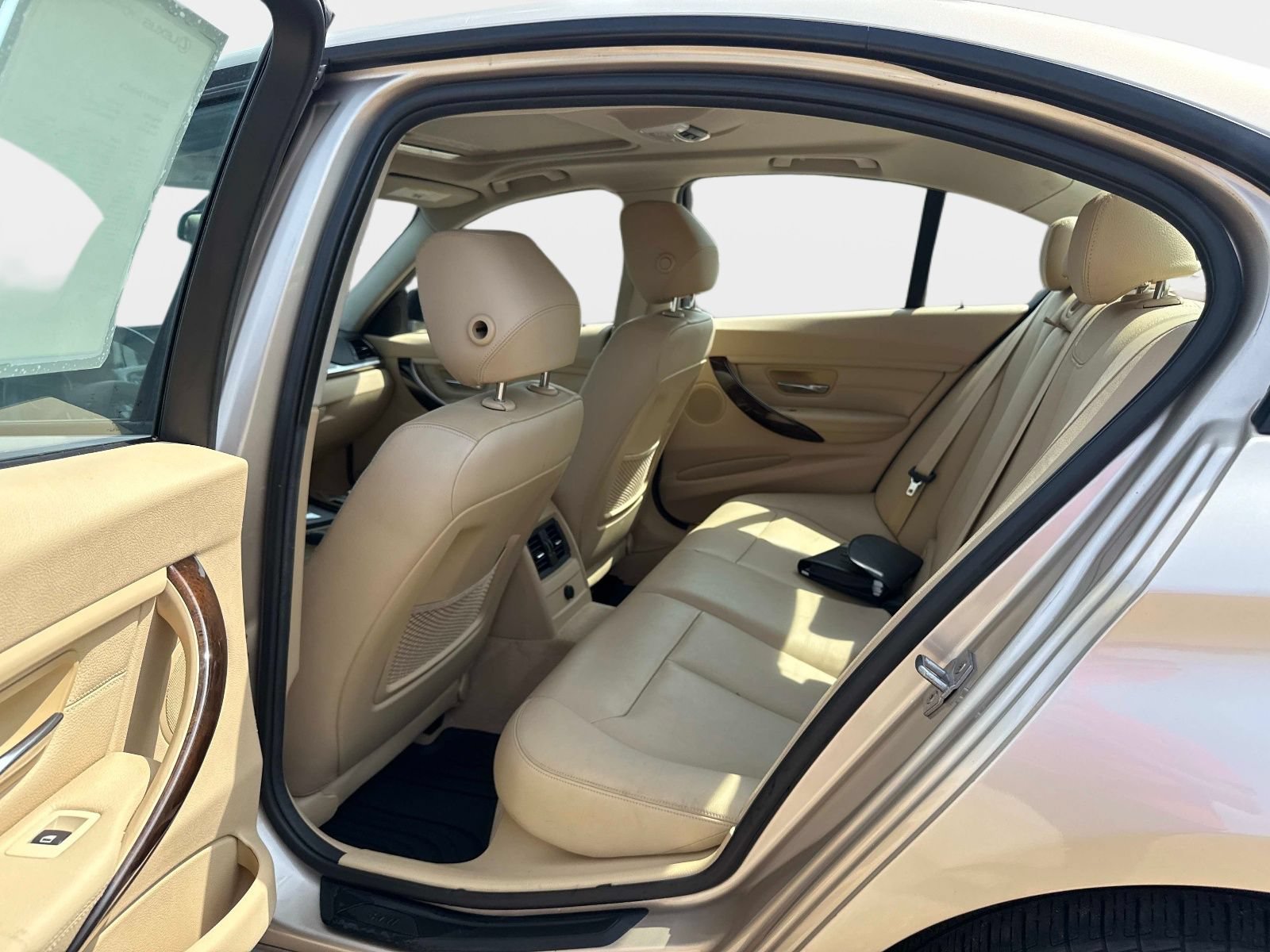 Used 2015 BMW 328i Sedan RWD image 12