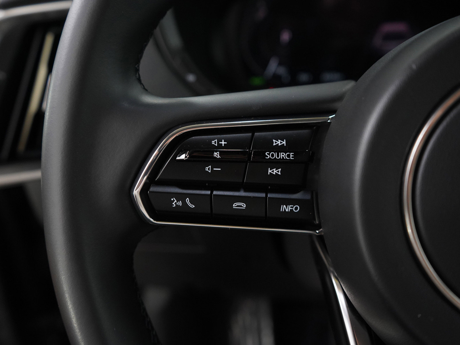 Certified 2025 MAZDA CX-90 Plug-In Hybrid w/ Preferred image 19