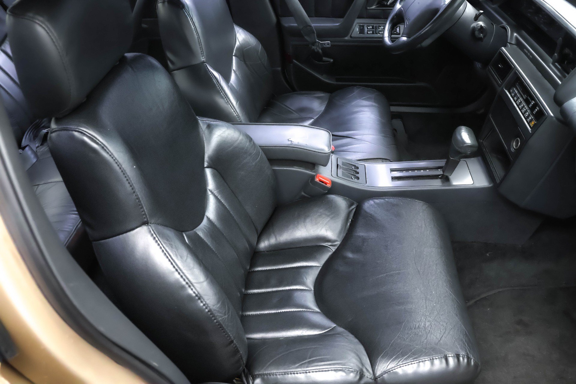 Used 1994 Oldsmobile Cutlass Supreme S FWD image 7