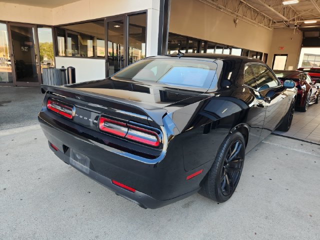 Used 2023 Dodge Challenger SRT Hellcat RWD image 6