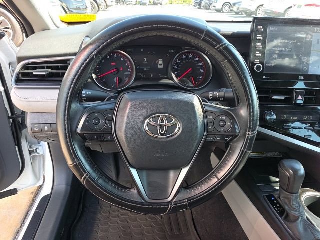 Used 2021 Toyota Camry XSE w/ Navigation Package image 16