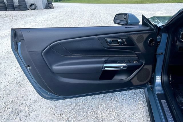 Used 2025 Ford Mustang Premium RWD image 22