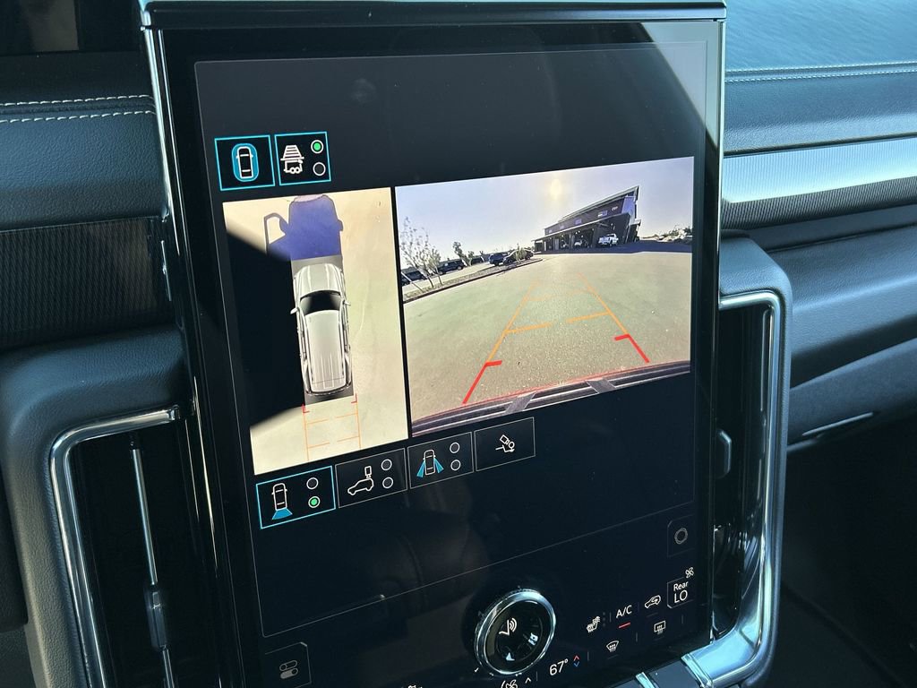 Used 2025 GMC Yukon Elevation image 15