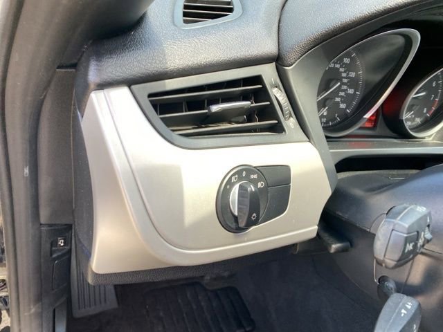 Used 2012 BMW Z4 sDrive28i image 22