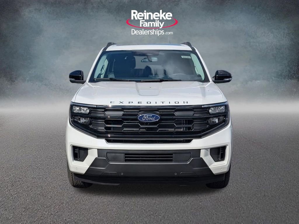New 2026 Ford Expedition Active image 2