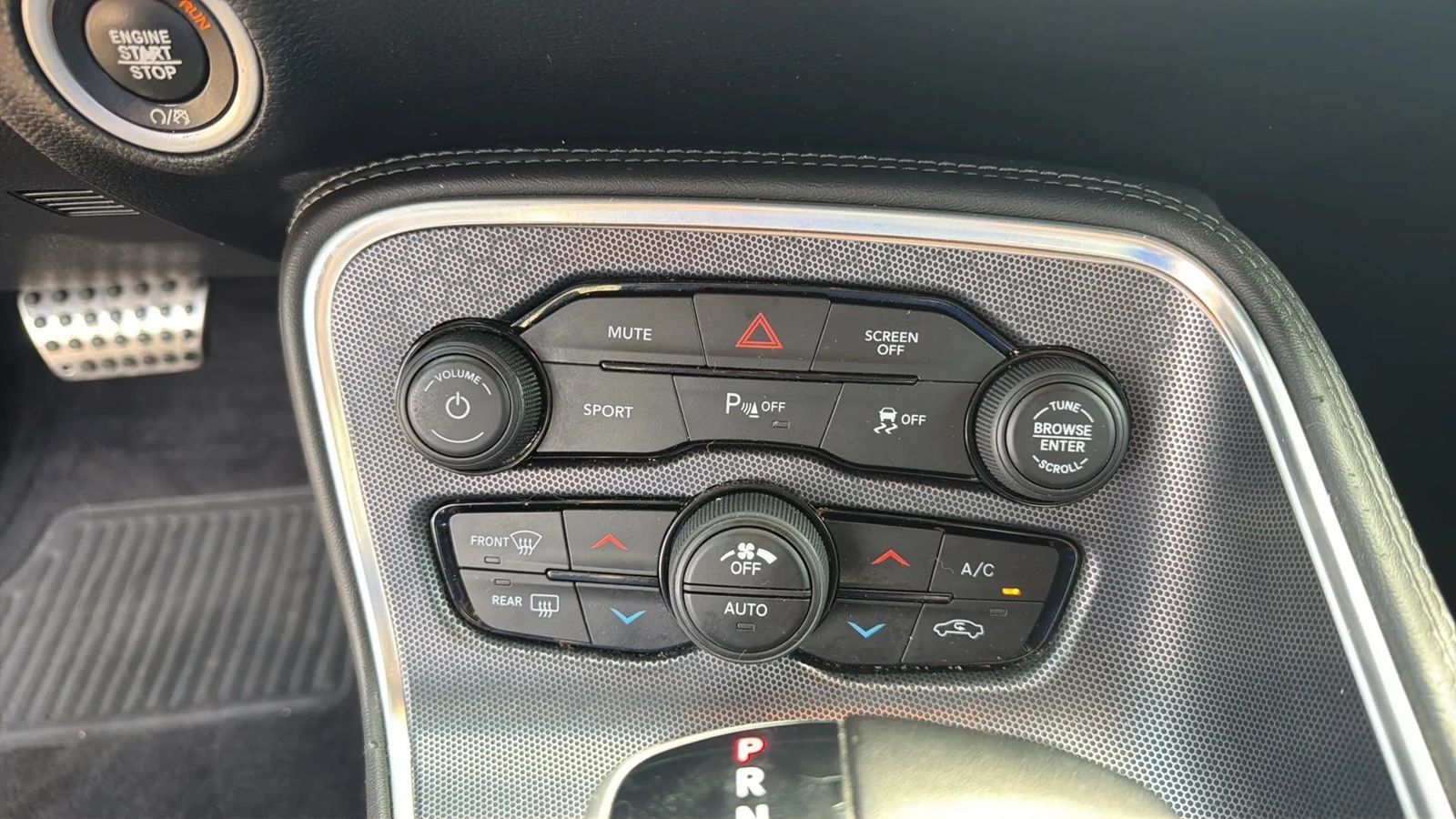 Used 2018 Dodge Challenger R/T Plus RWD image 21