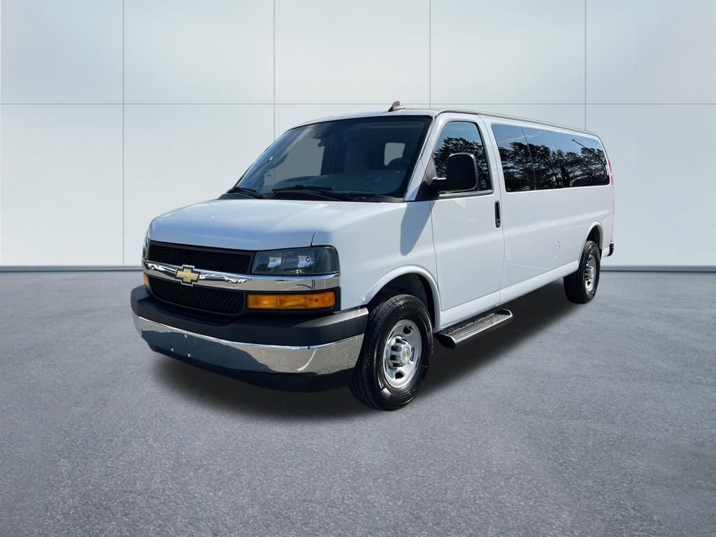Used 2023 Chevrolet Express 3500 LT w/ LT Preferred Equipment Group image 2