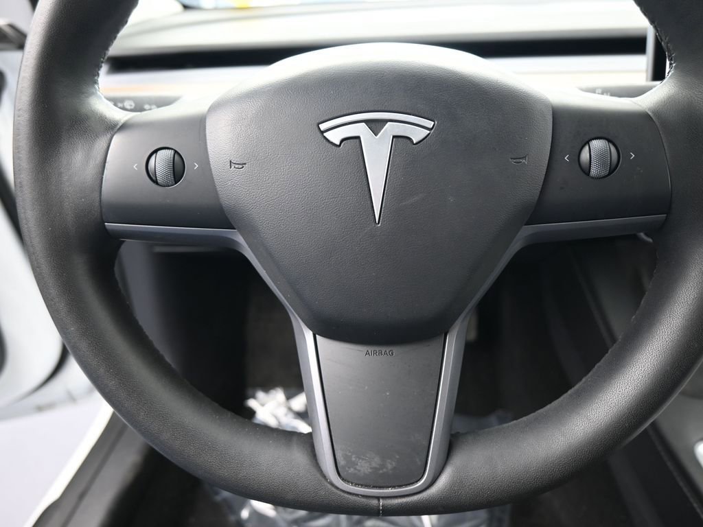 Used 2021 Tesla Model 3 Standard Range Plus image 26