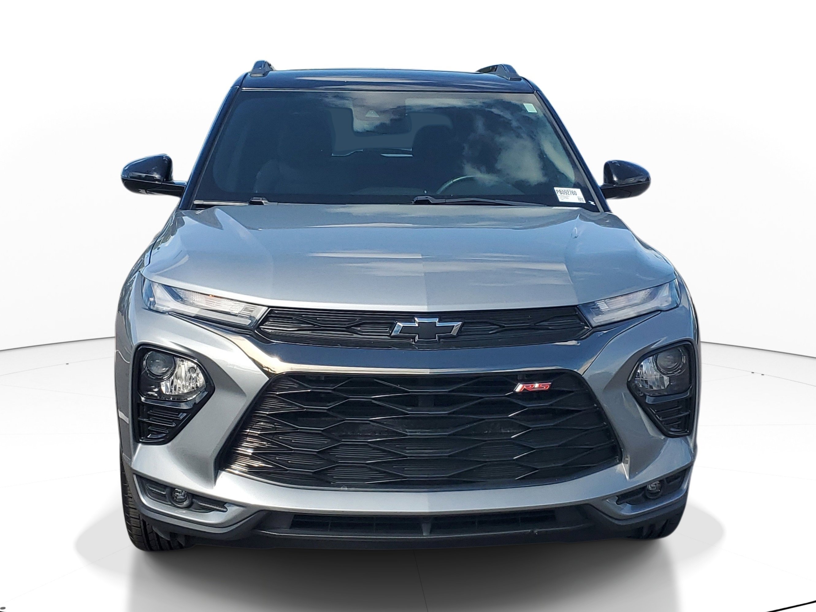 Used 2023 Chevrolet TrailBlazer RS w/ Sun and Liftgate Package FWD image 2