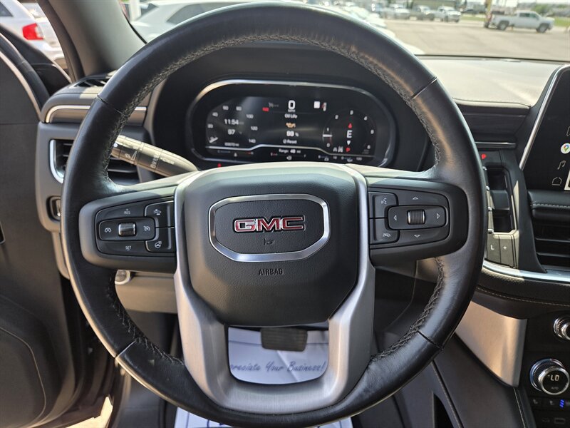 Used 2022 GMC Yukon SLT w/ SLT Premium Package AWD/4WD image 14