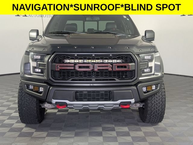 Used 2019 Ford F150 Raptor w/ Equipment Group 802A Luxury AWD/4WD image 3