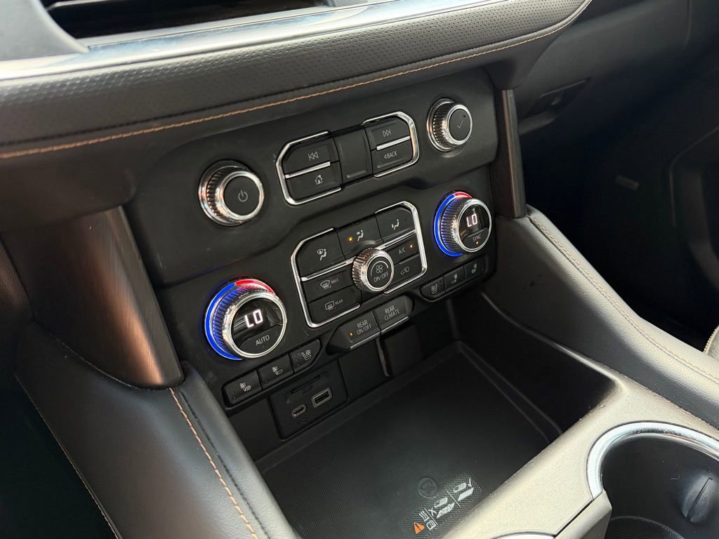 Used 2021 GMC Yukon AT4 w/ AT4 Premium Plus Package AWD/4WD image 23