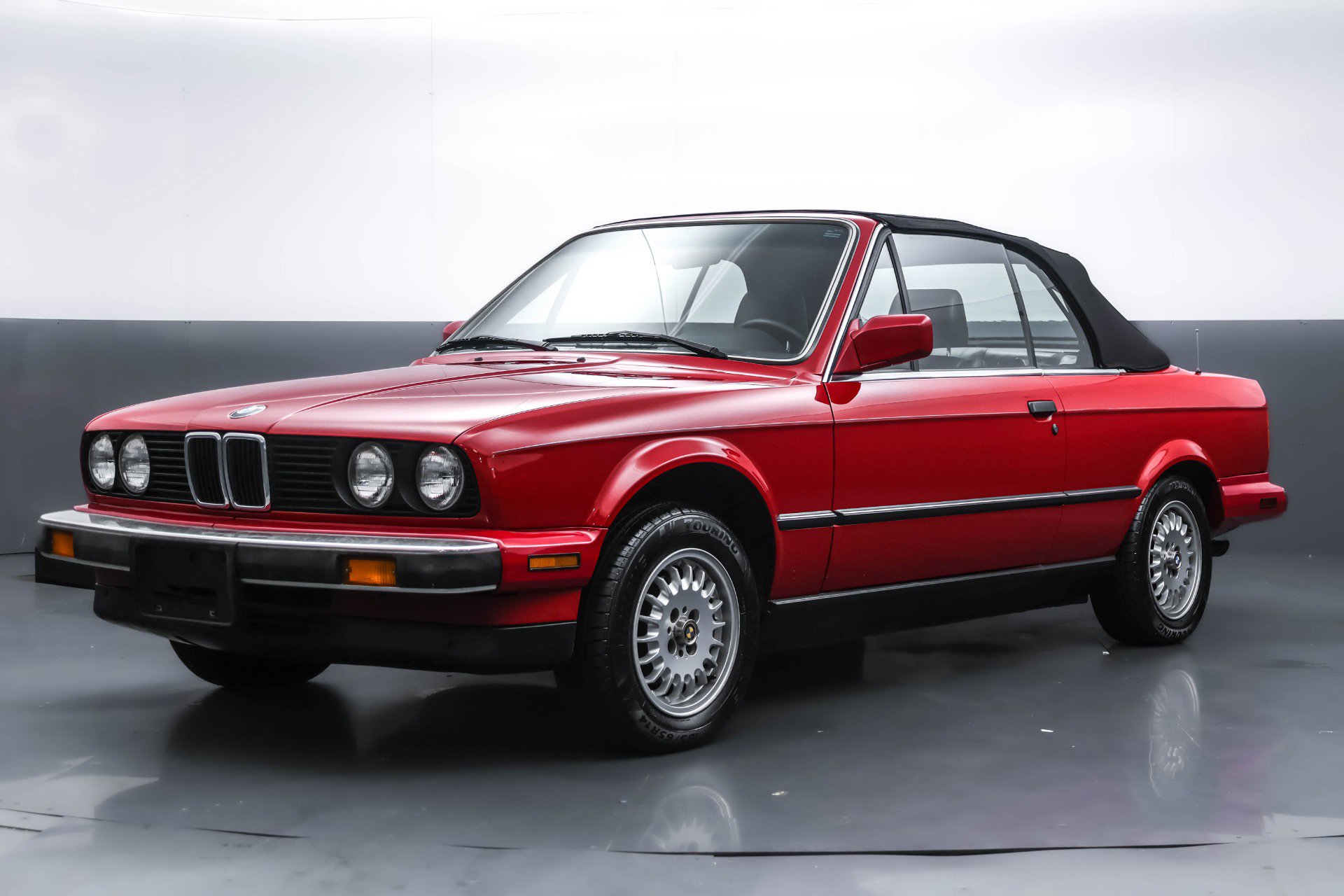 Used 1987 BMW 325i Convertible image 27