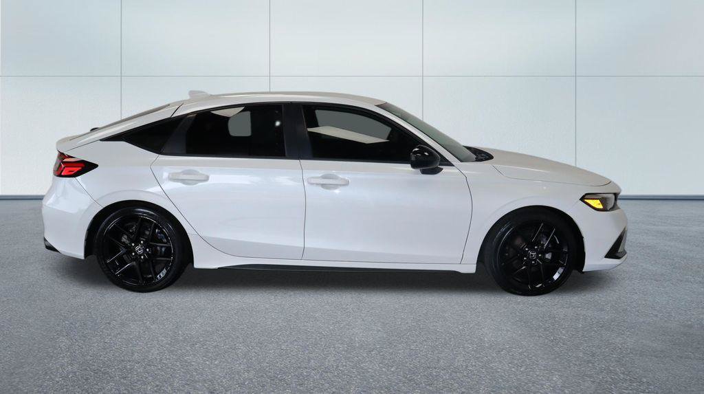 Used 2022 Honda Civic Sport image 9