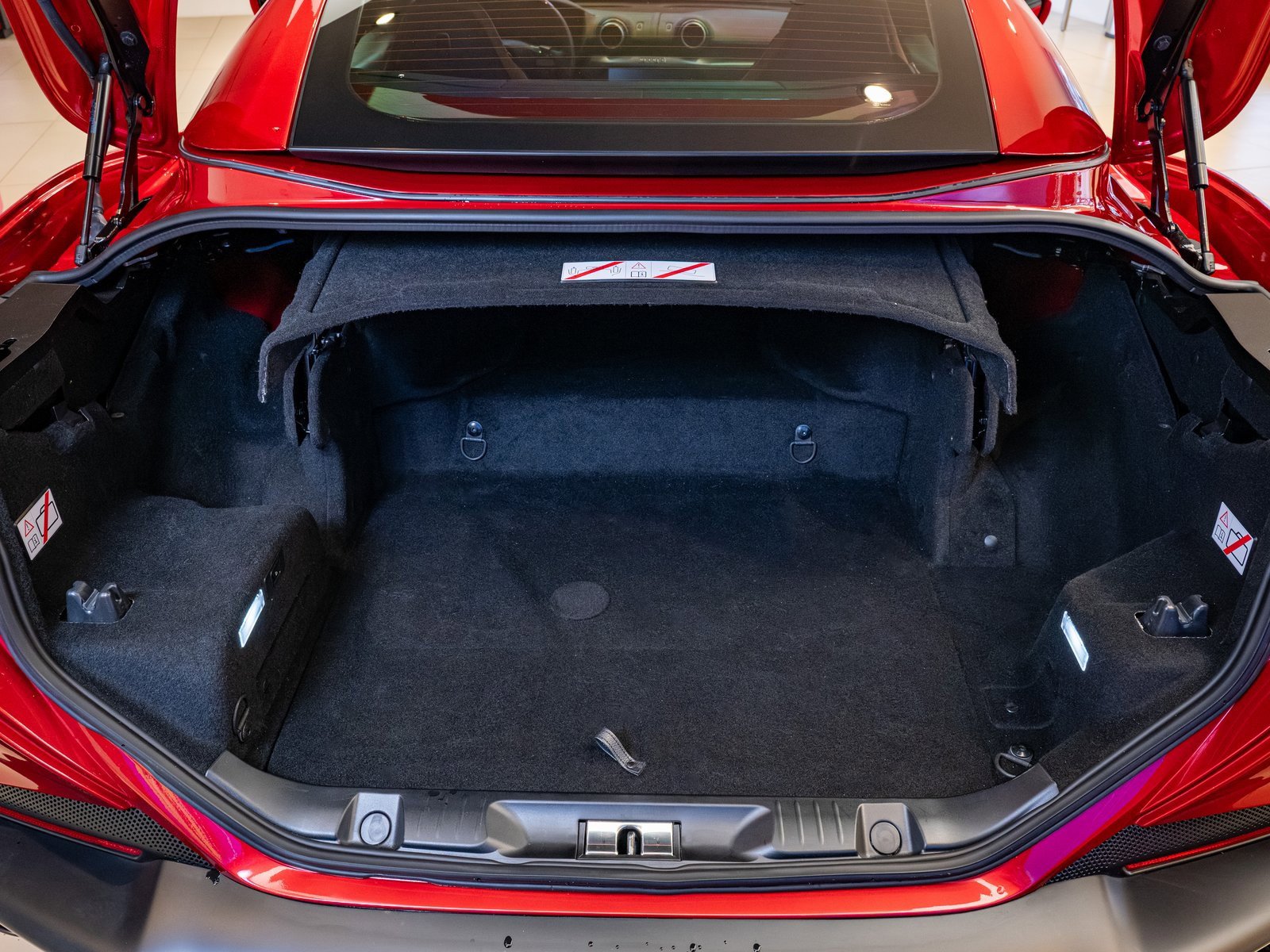 Used 2022 Ferrari Portofino M image 27