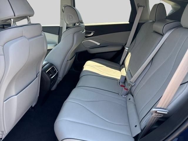 Used 2023 Acura RDX AWD w/ Advance Package image 16