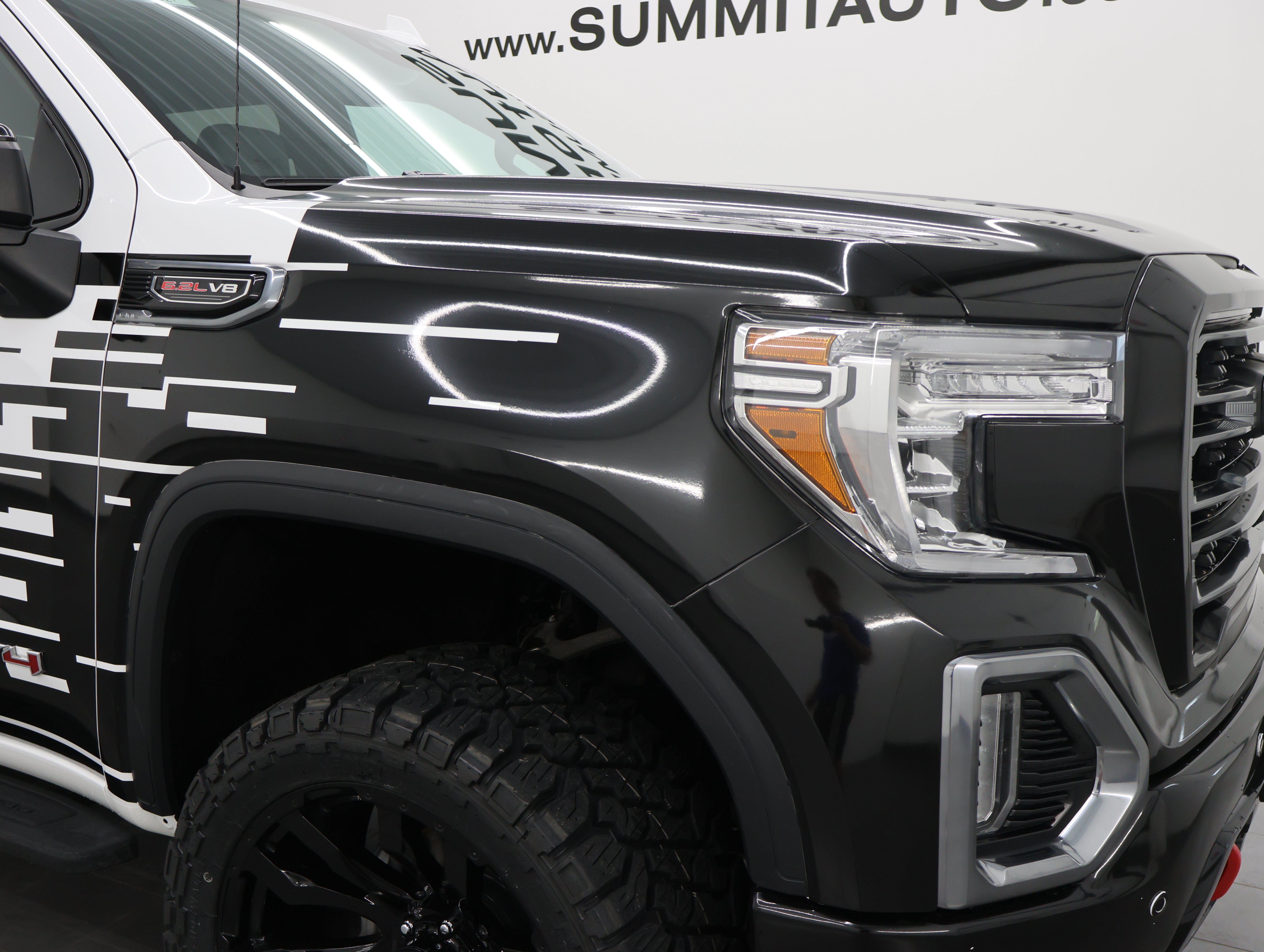 Used 2022 GMC Sierra 1500 AT4 w/ AT4 Premium Package AWD/4WD image 33