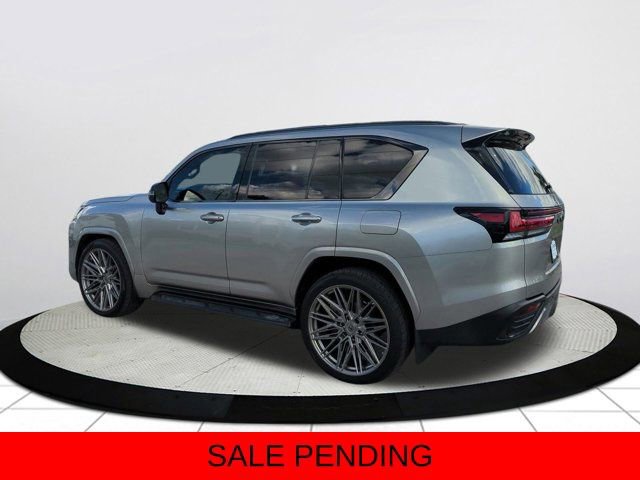 Used 2022 Lexus LX 600 4WD w/ Appearance Package image 5