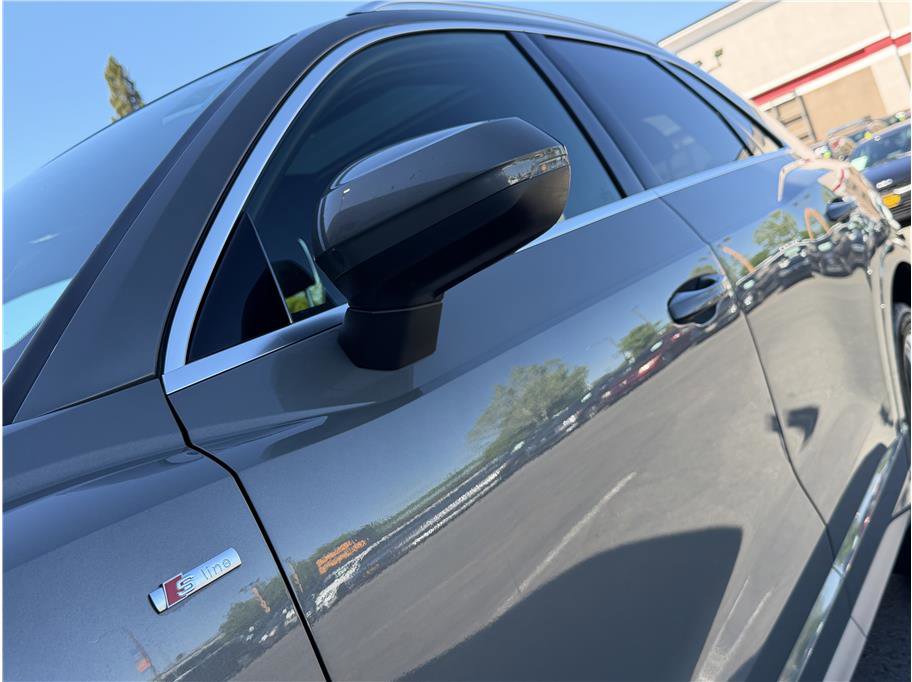 Used 2021 Audi Q3 2.0T Premium w/ Convenience Package AWD/4WD image 30