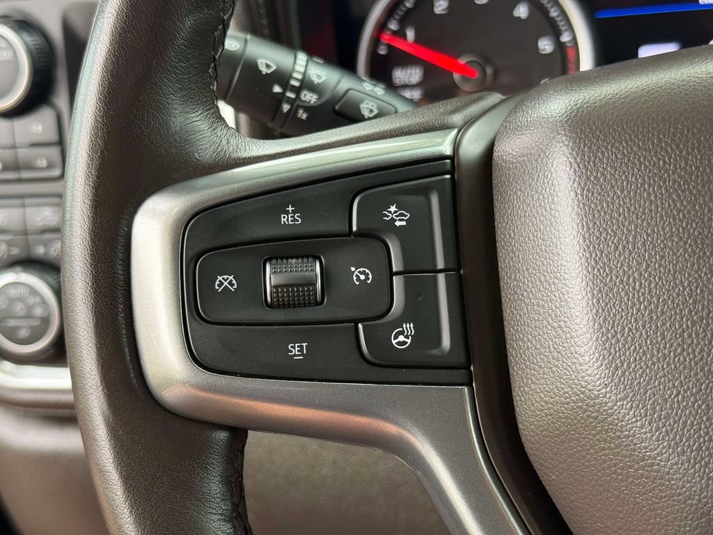 Used 2020 Chevrolet Silverado 1500 LTZ w/ LTZ Premium Package AWD/4WD image 34