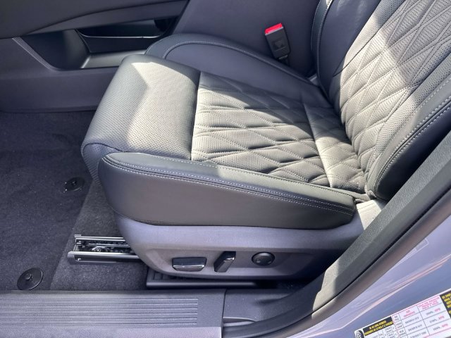 New 2026 Nissan Rogue Platinum AWD/4WD image 21