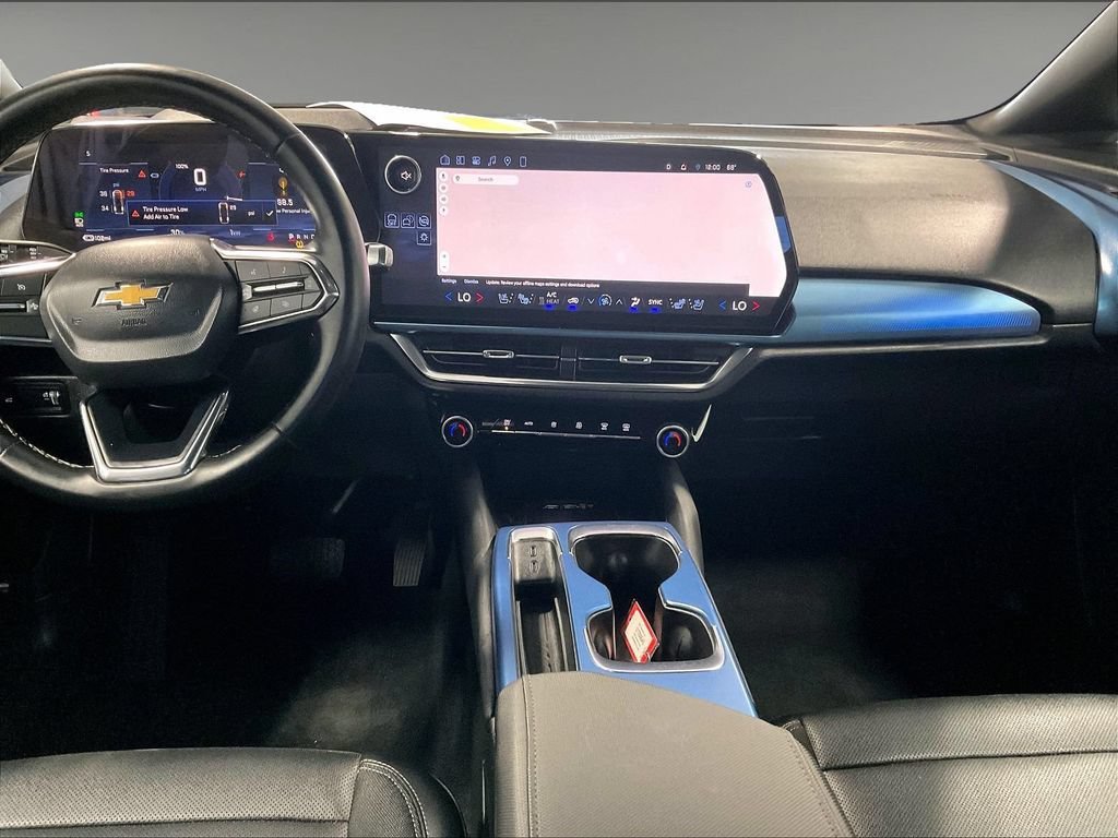 Used 2026 Chevrolet Equinox EV LT w/ Convenience Package II AWD/4WD image 18