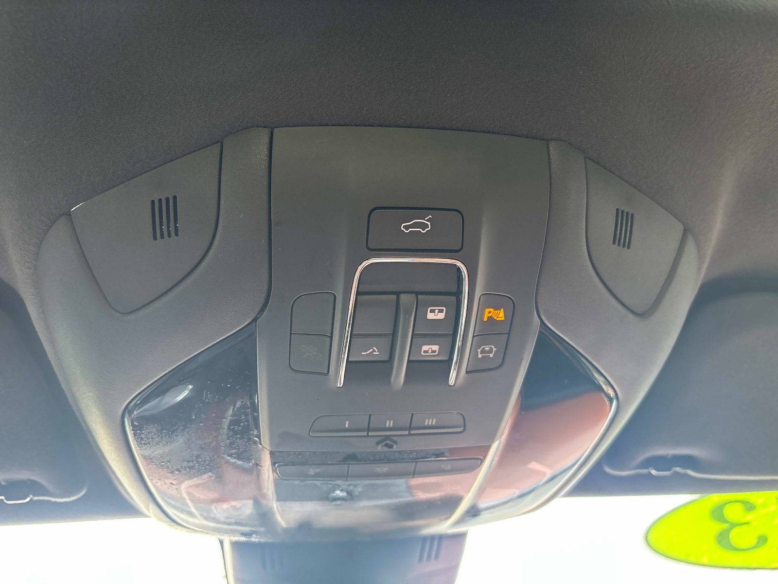 Used 2017 Maserati Ghibli S image 31