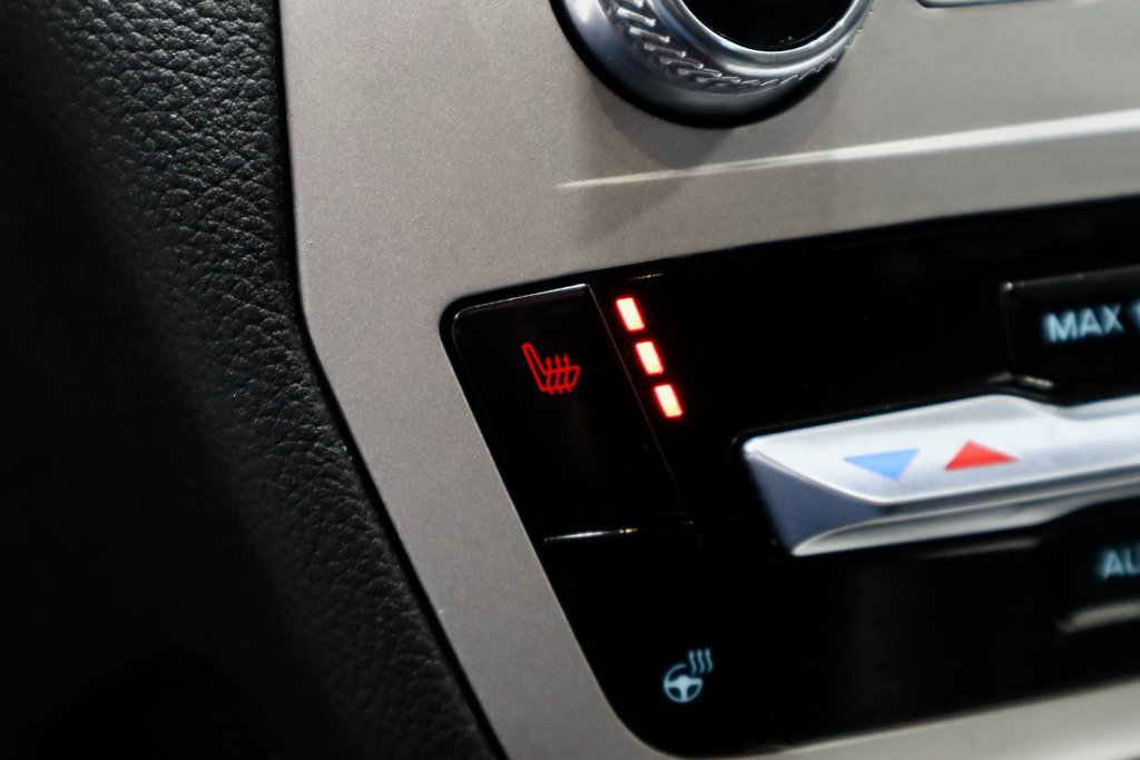 Certified 2024 Ford Explorer XLT w/ Equipment Group 202A image 4