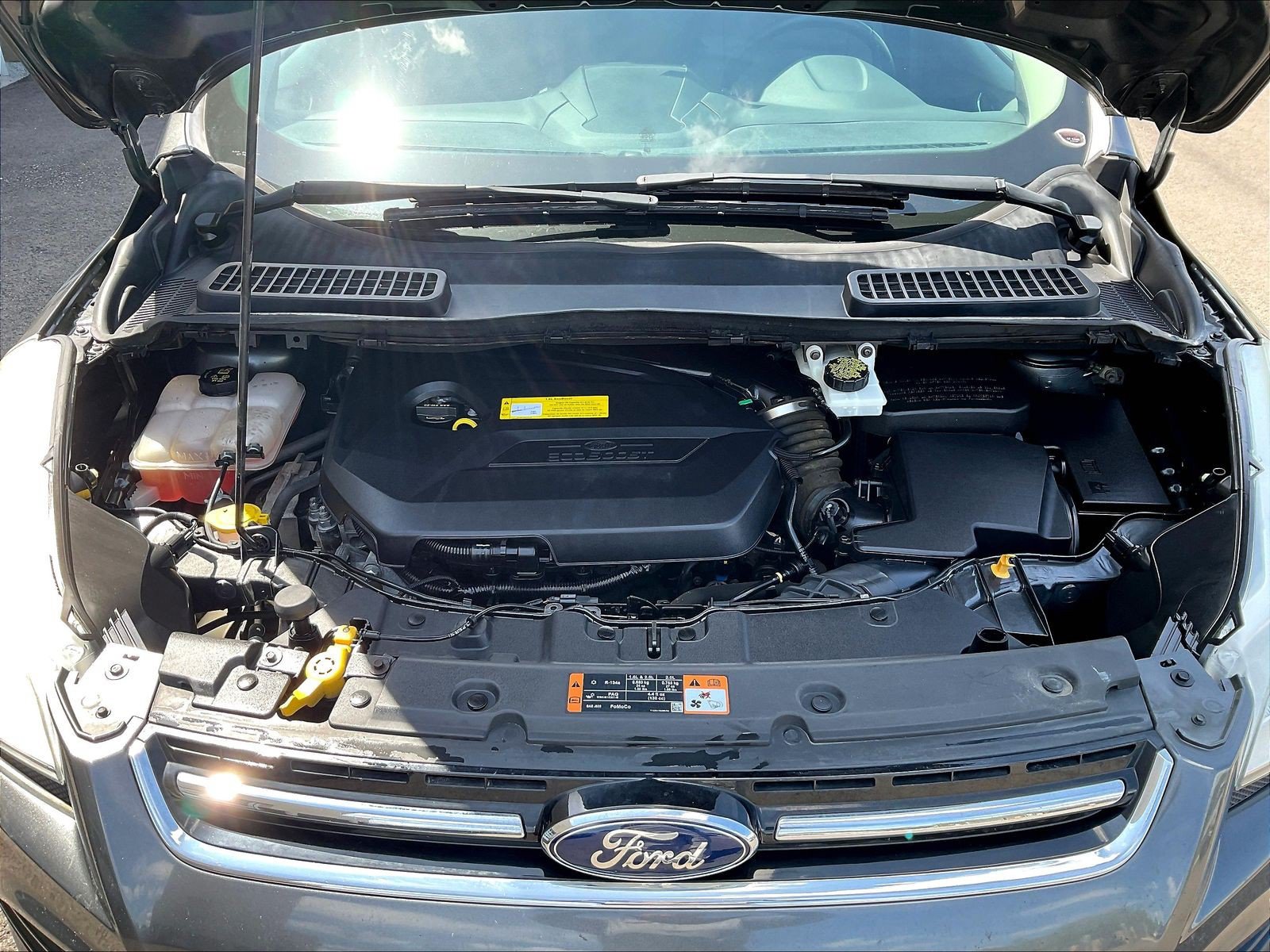 Used 2015 Ford Escape Titanium FWD image 30
