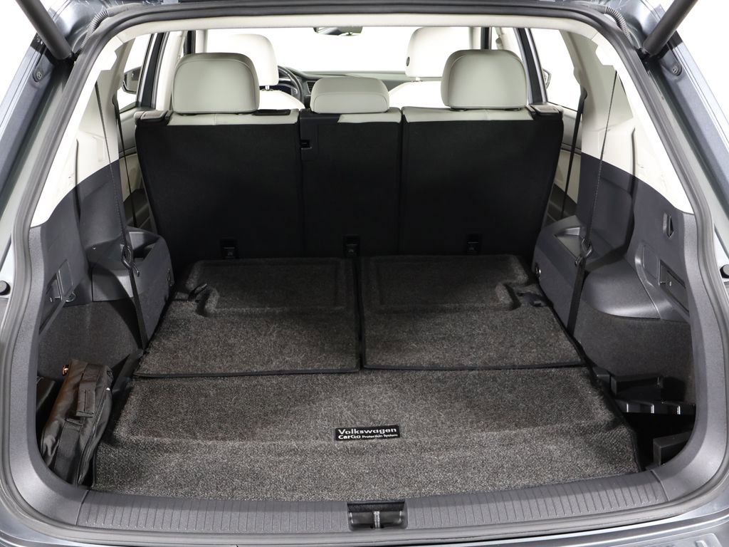 Used 2020 Volkswagen Tiguan SEL AWD/4WD image 21