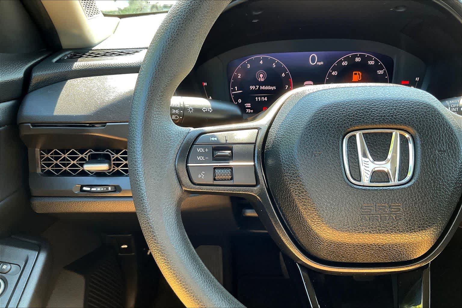 Used 2025 Honda Accord SE image 24