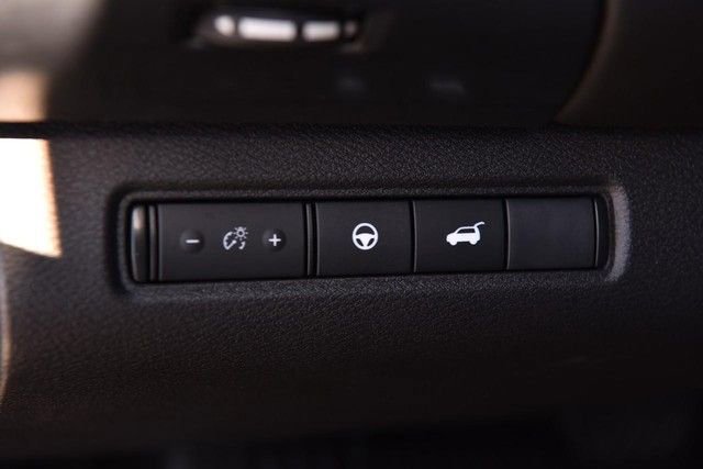 Certified 2025 Nissan Pathfinder SL w/ SL Premium Package image 11