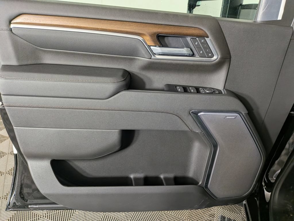 New 2026 Chevrolet Silverado 2500 High Country w/ High Country Premium Package AWD/4WD image 14