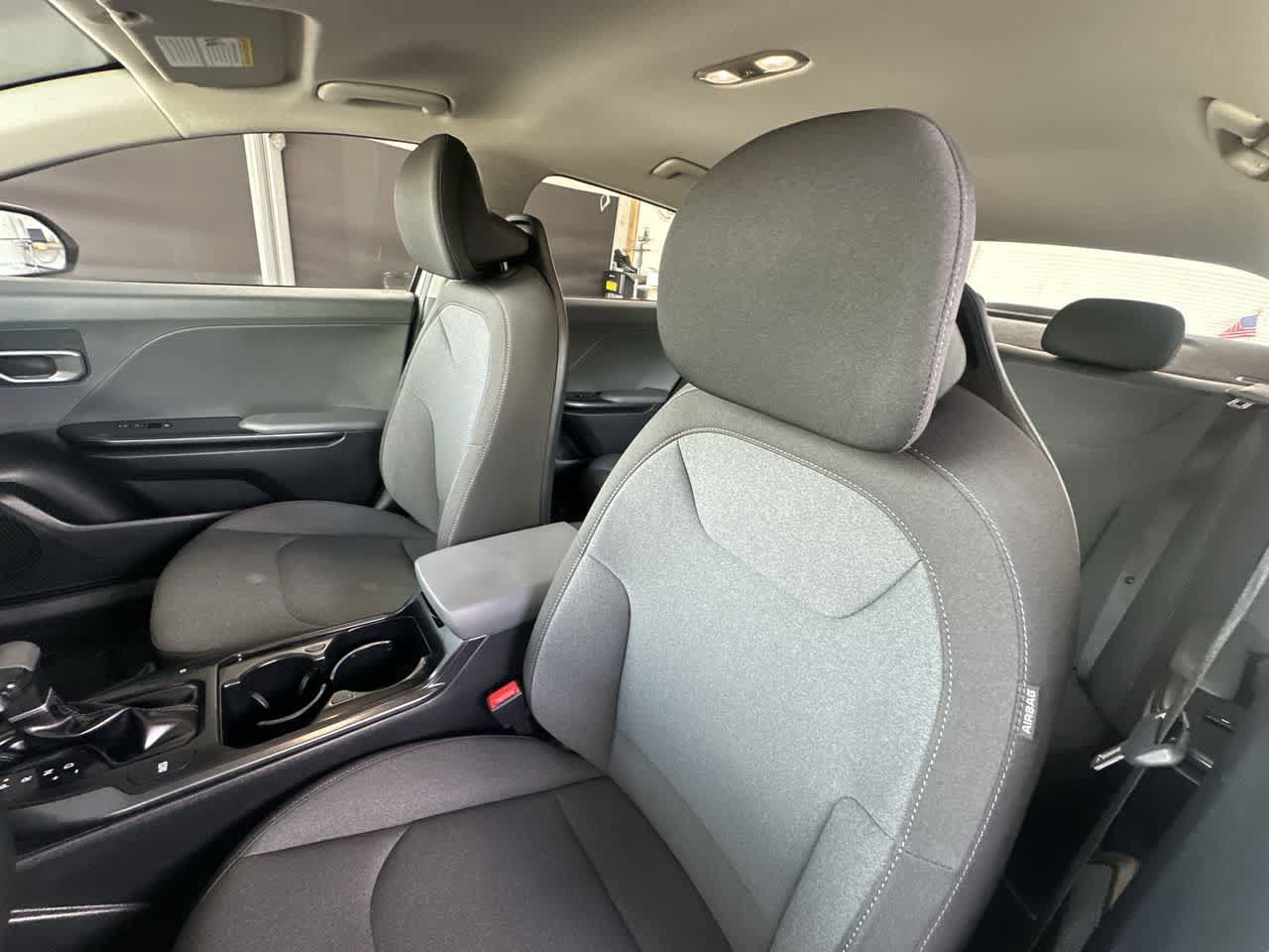 Used 2025 Kia K4 FWD image 14