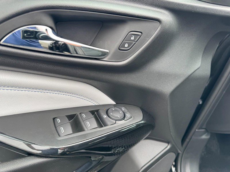New 2026 Chevrolet Trax LT FWD image 34