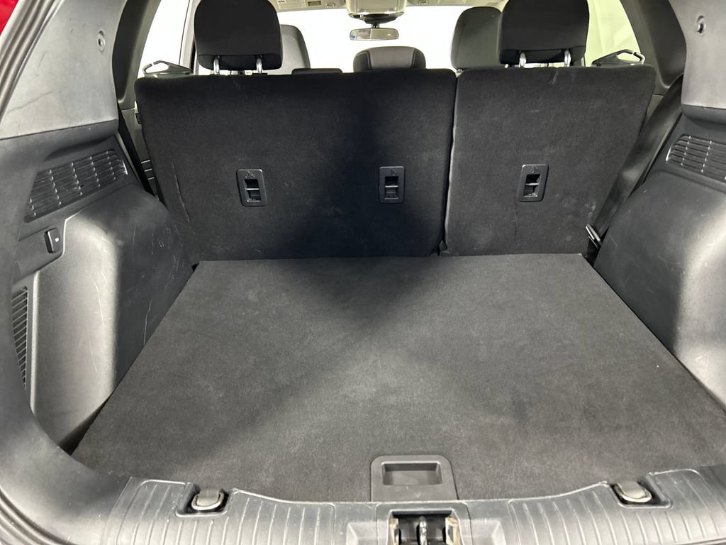 Used 2021 Ford Escape SE w/ SE Sport Appearance Package AWD/4WD image 19