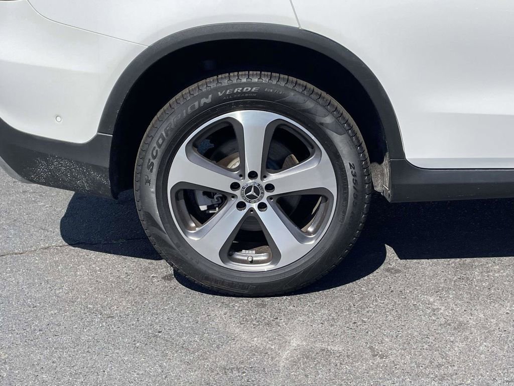 Used 2022 Mercedes-Benz GLC 300 4MATIC image 8