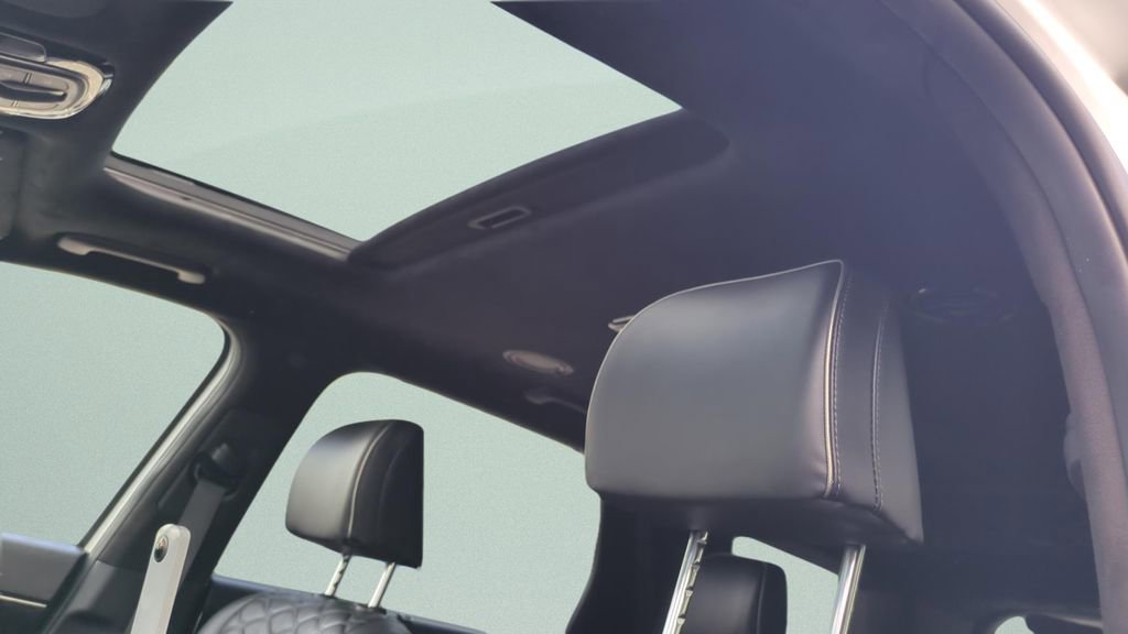 Used 2022 Hyundai Palisade Calligraphy w/ Cargo Package image 19