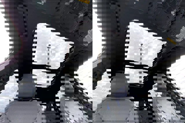 Used 2019 Lincoln Nautilus Reserve image 22